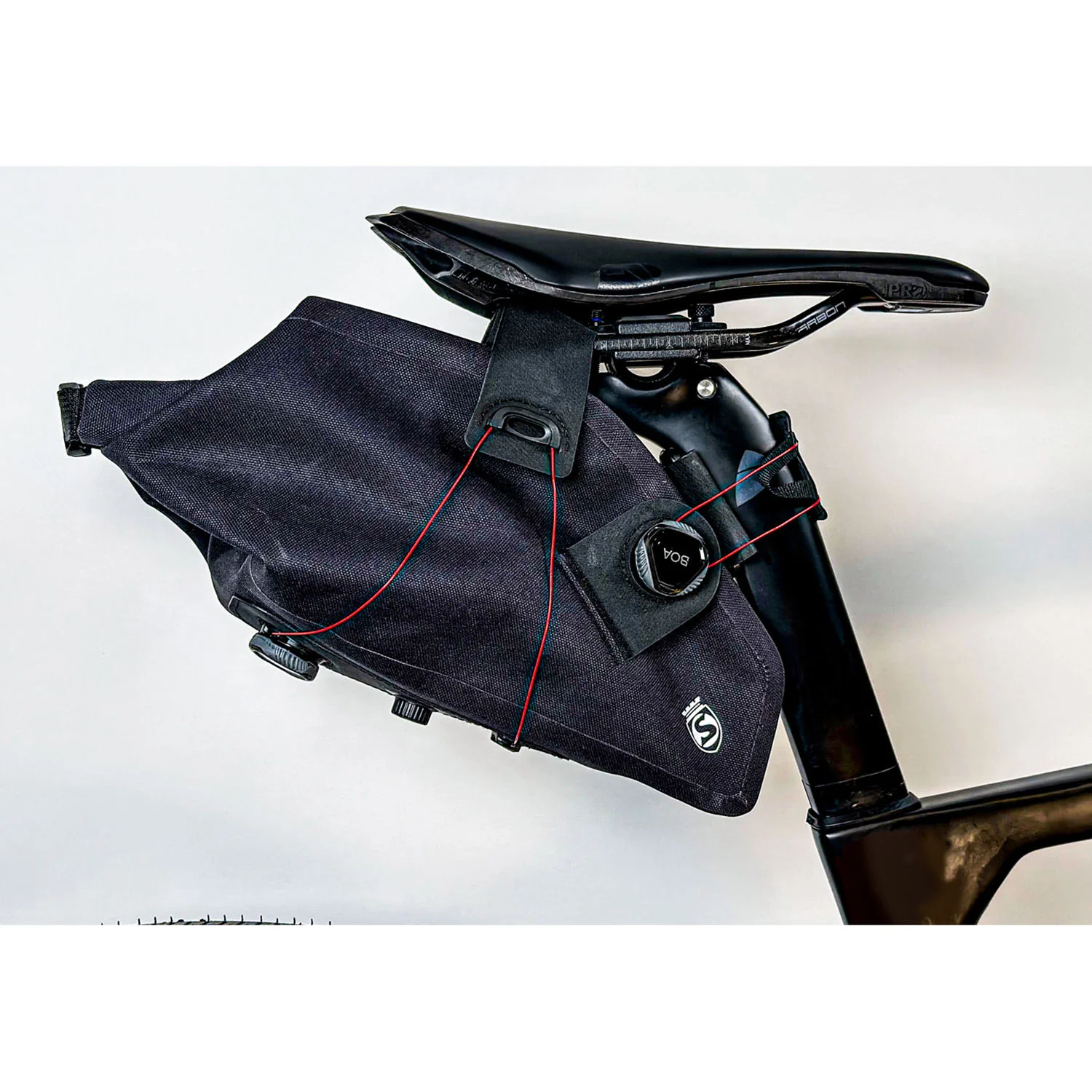 Silca Grinta Roll-Top Adventure Saddle Bag - Image 6