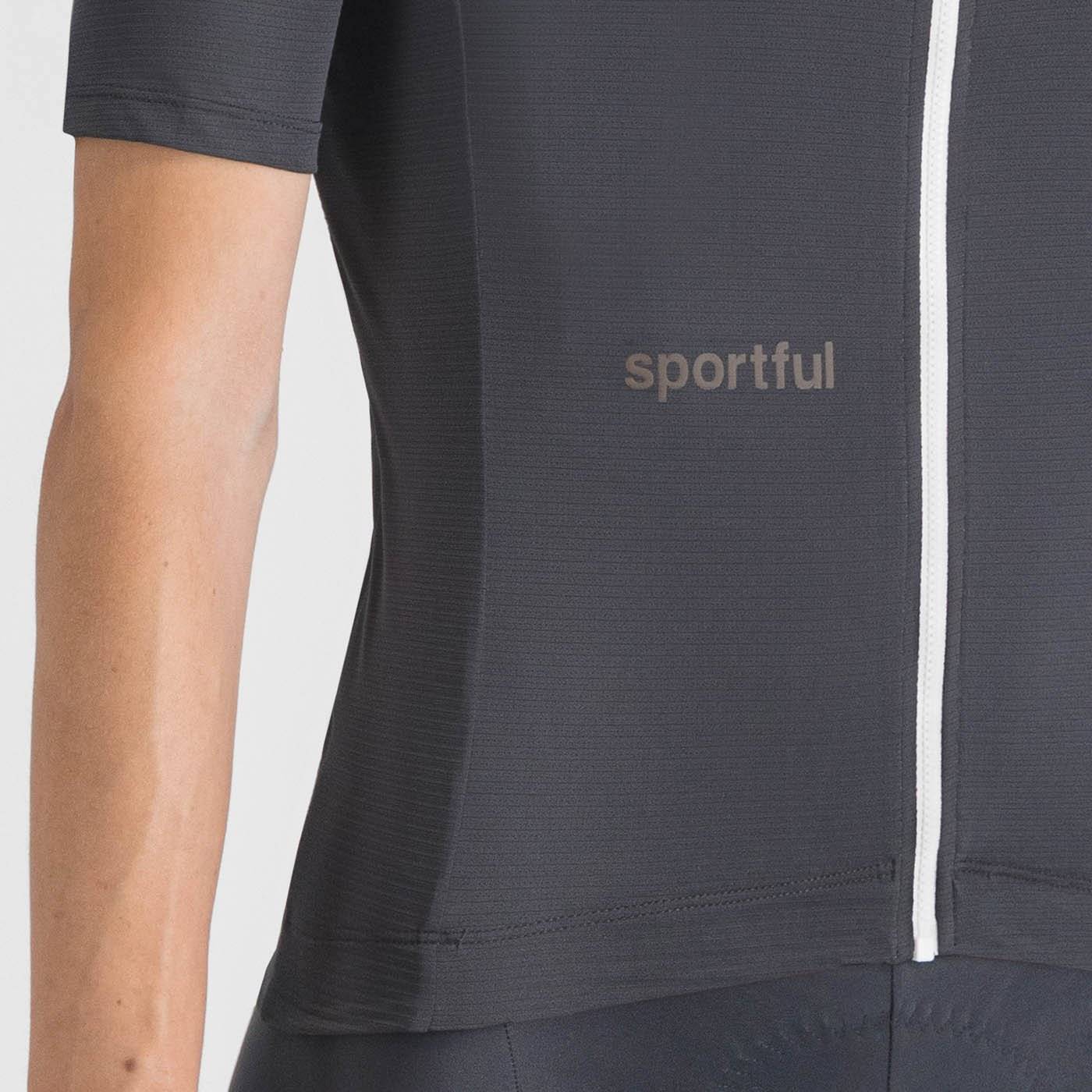Sportful Classic Women's Jersey - Image 10