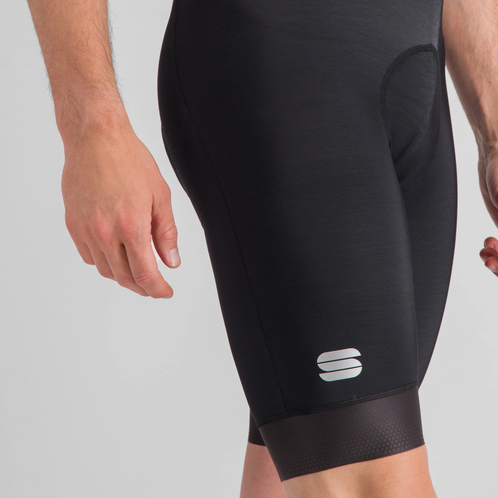 Sportful Fiandre Bib Shorts - Image 4