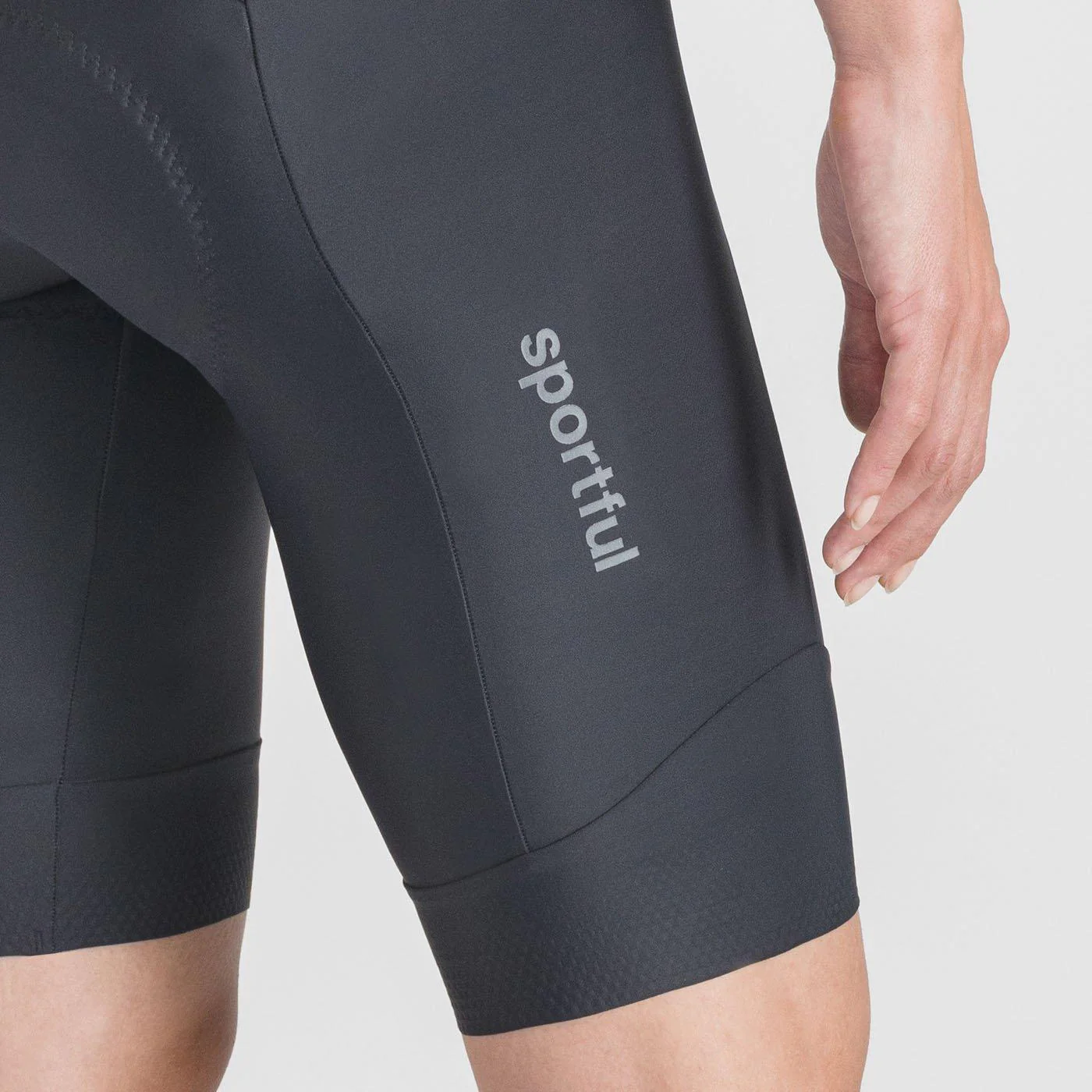 Sportful Pulse Women's Bib Shorts - Image 11