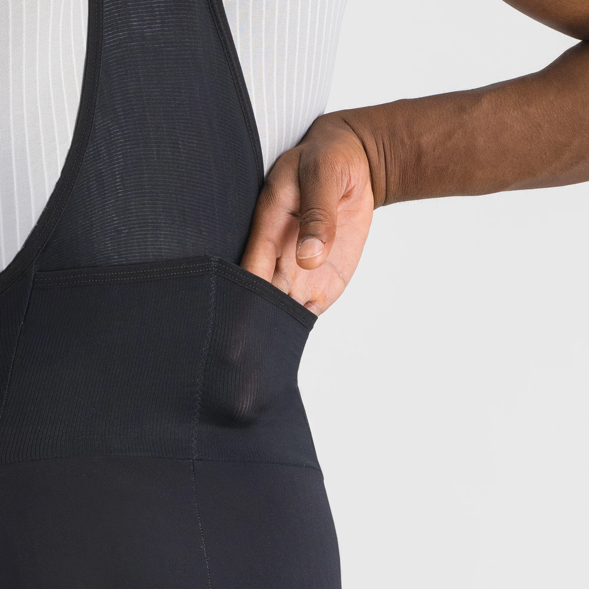 Sportful Supergiara 2 Bib Shorts - Image 12